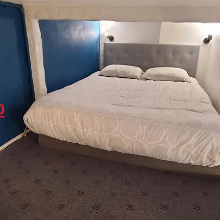 Yellow - Coeur De Appartement Poitiers